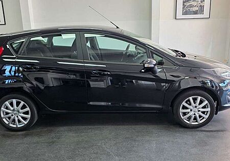Ford Fiesta SYNC Edition 59.000 km PDC TÜV 09/2027