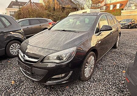 Opel Astra J Sports Tourer Exklusiv Automatik Navi