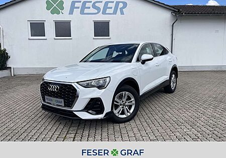 Audi Q3 Spb. 45 TFSIe S Tr. NAVI SHZ PDC
