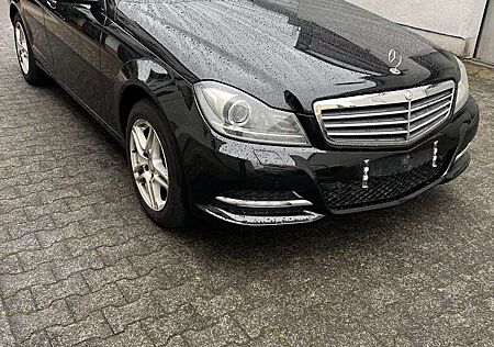 Mercedes-Benz C 180 T CDI DPF (BlueEFFICIENCY)