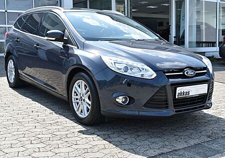 Ford Focus Turnier 2.0 TDCI Aut. Titanium *R.Kamera*