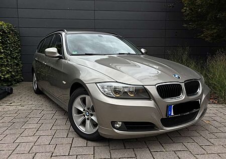 BMW 318i 318 Touring Edition Lifestyle