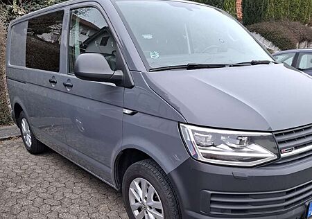 VW T6 Transporter Volkswagen 4MOTION Kurz