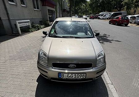 Ford Fusion 1.4 Ambiente Klimaanlage
