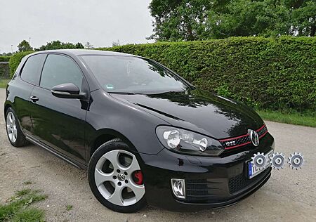 VW Golf GTI Volkswagen 2.0