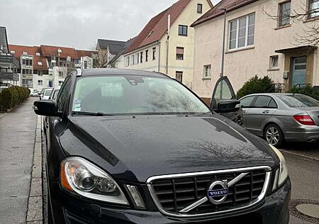 Volvo XC 60 XC60 2.0T Powershift Momentum