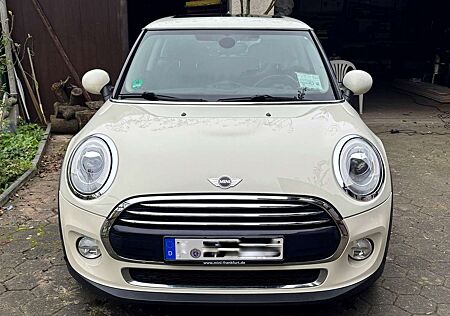 Mini Cooper 3-trg, Panoramadach, Navi, Klima