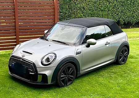 Mini John Cooper Works Cabrio Cooper S Cabrio JCW Trim
