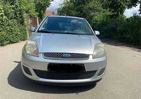 Ford Fiesta Style