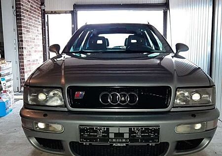 Audi RS2 80 Avant