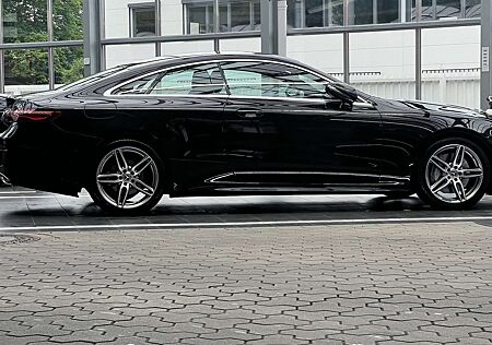 Mercedes-Benz E 300 Coupe 7G-TRONIC