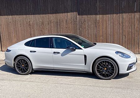 Porsche Panamera 4S