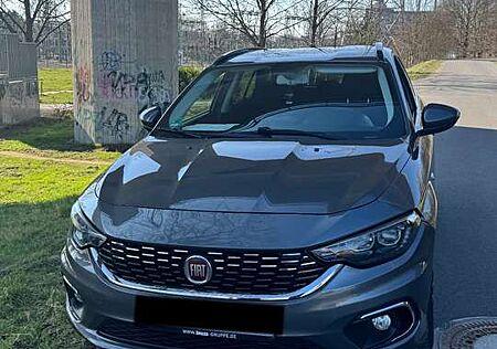 Fiat Tipo Kombi 1.6 MultiJet DCT Lounge