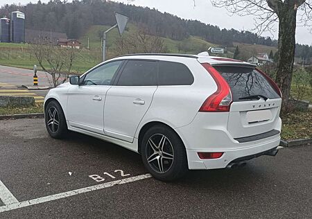 Volvo XC 60 XC60 D5 AWD HEICO SPORTIV– Allrad, Leder, TÜV neu