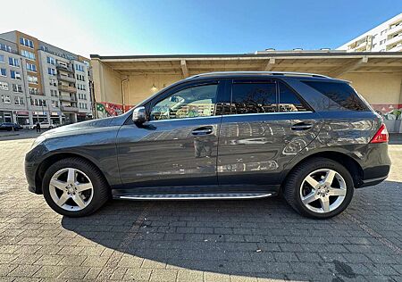 Mercedes-Benz ML 350 BlueTEC 4MATIC 7G-TRONIC