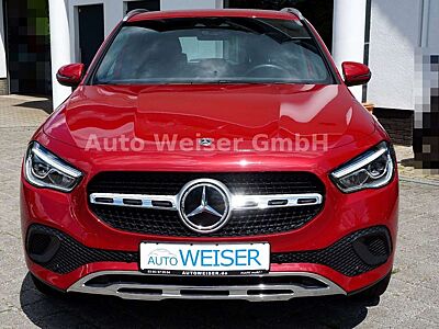 Mercedes-Benz GLA 180 Progressive LED Navi SHZ Kamera