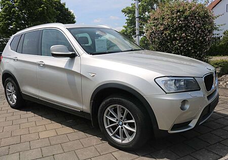 BMW X3 xDrive20d AHK PANORAMA SHZ