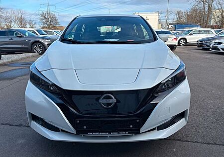 Nissan Leaf 40KW*CARPLAY*SPUR*LED*3000KM