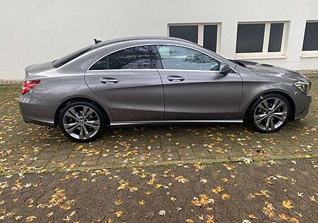 Mercedes-Benz CLA 180 CLA+180+Urban / NAVI-LED-KAMERA-SR+WR