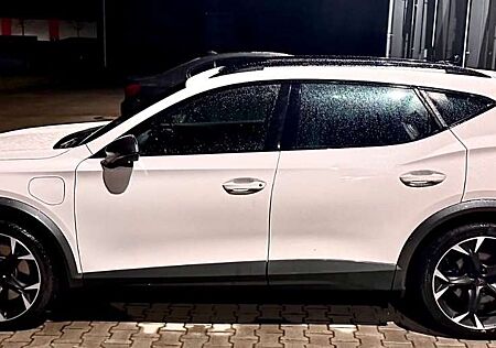 Cupra Formentor VZ 1.4 e-Hybrid DSG Priority