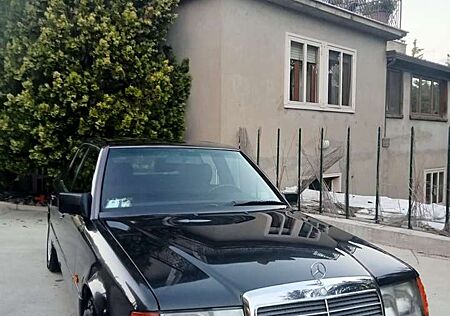 Mercedes-Benz 200 Mercedes Benz 200E