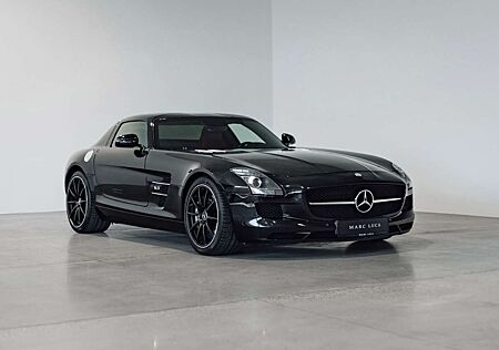 Mercedes-Benz SLS Coupe