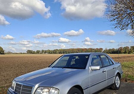 Mercedes-Benz C 220 Elegance