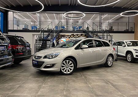 Opel Astra J Sports Tourer Active *NAVI*PDC*TEMP*SHZ*