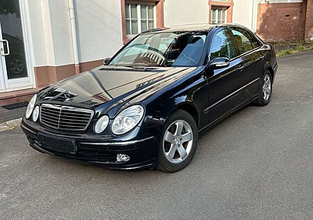 Mercedes-Benz E 240 Avantgarde Lim. Aut. / Xenon / SHZ / PDC