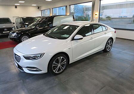 Opel Insignia B Grand Sport Ultimate 4x4 * 1.HAND *