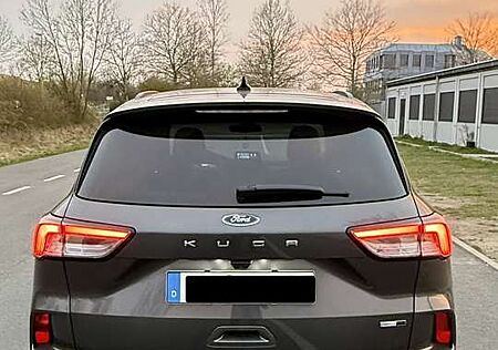 Ford Kuga Ford Kuga 2.0 EcoBlue ST-Line