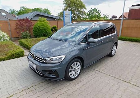 VW Touran Volkswagen Highline R-Line DSG +ACC +Kamera +LED +Na