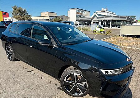 Opel Astra L ST Elegance 1.2 (130PS) RFK, SHZ, LHZ
