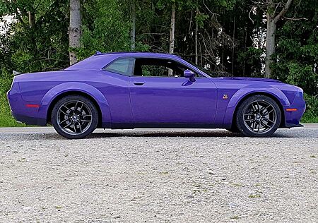 Dodge Challenger Scat Pack Widebody 6.4L V8 unfallfrei