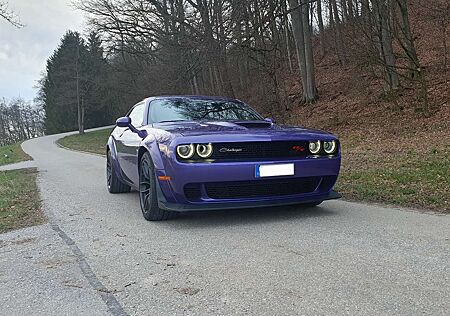 Dodge Challenger R/T Scat Pack Widebody