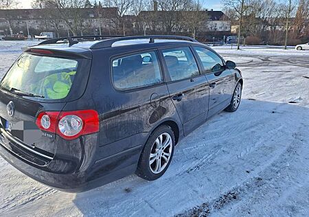 VW Passat Variant Volkswagen 2.0 TDI DPF Comfortline