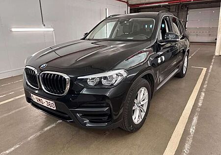 BMW X3 sDrive18d*LEDER*VirtCock*Matrix*Netto-16300€