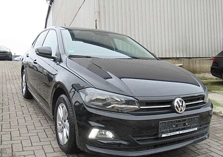 VW Polo Volkswagen Comfortline- Klima-SHZ-PDC-15"Alu-MFL-Insp.Neu