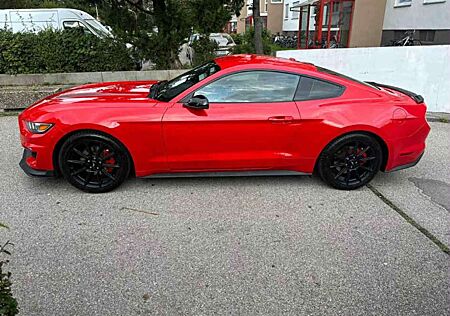 Ford Mustang 2.3 Eco Boost Aut.