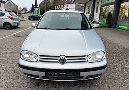 VW Golf Volkswagen 1.4 KLIMA*TÜV 02.2026