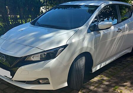 Nissan Leaf Acenta 40kw