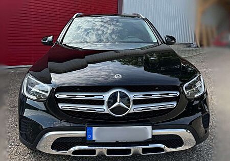 Mercedes-Benz GLC 300 de 4Matic 9G-TRONIC