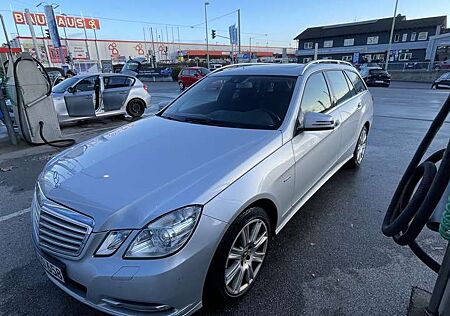 Mercedes-Benz E 350 T CDI DPF 4Matic BlueEFFICIENCY 7G-TRONIC Elegance