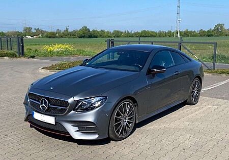 Mercedes-Benz E 300 Coupe 9G-TRONIC AMG Line