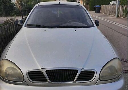 Daewoo Lanos 1.5 SE plus