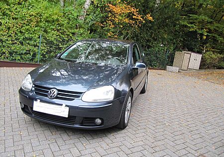 VW Golf gebraucht kaufen VW Golf Volkswagen 1.4 Tour