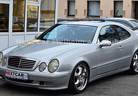 Mercedes-Benz CLK 200 KOMPRESSOR ELEGANCE/Navi/Kamera/S-Dach