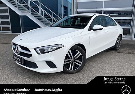 Mercedes-Benz A 200 d 4MATIC Limousine LED MBUX Spurhalte Temp