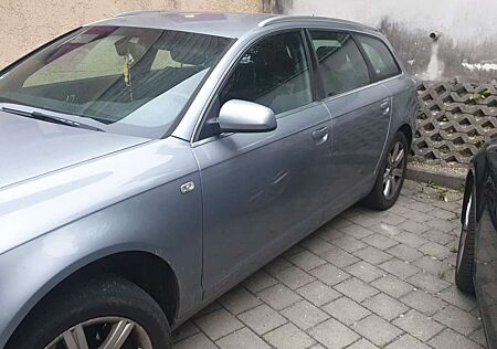 Audi A6 Avant 3.0 TDI DPF quattro tiptronic