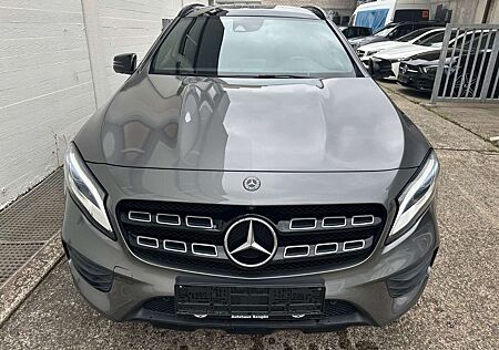 Mercedes-Benz GLA 200 d AMG Panorama/Memorey /KEYLESS/LED